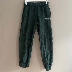 green girls brandy melville sweatpants